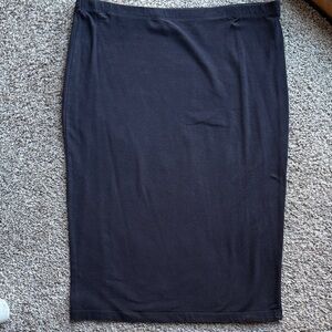 Decree Classic Black Pencil Skirt